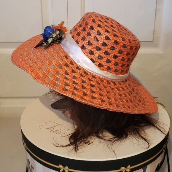 Caprice Peachy Floral Hat - Picture 3 of 7